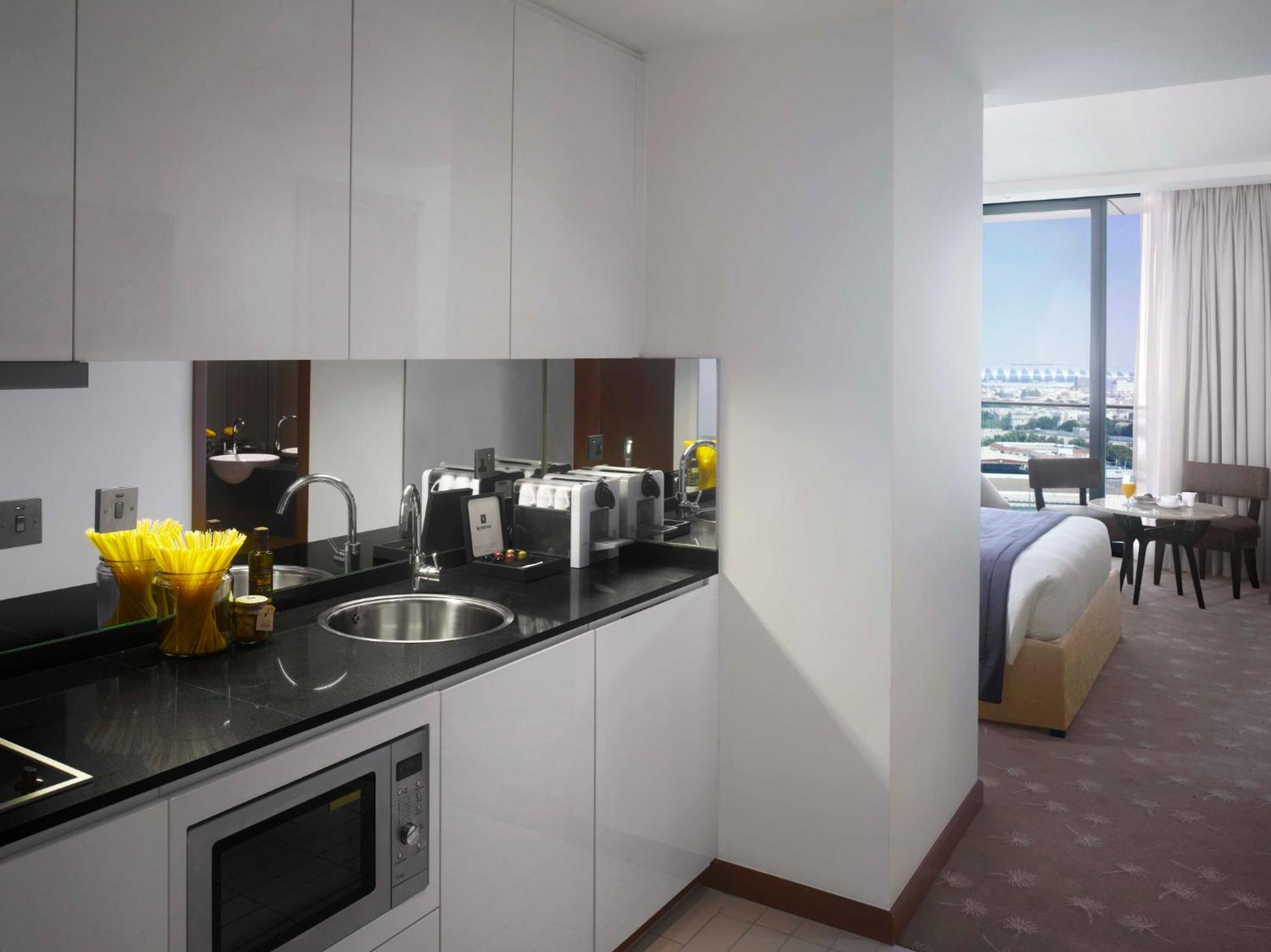 Intercontinental Residence Suites Dubai Festival City By Ihg Exteriér fotografie A typical studio apartment