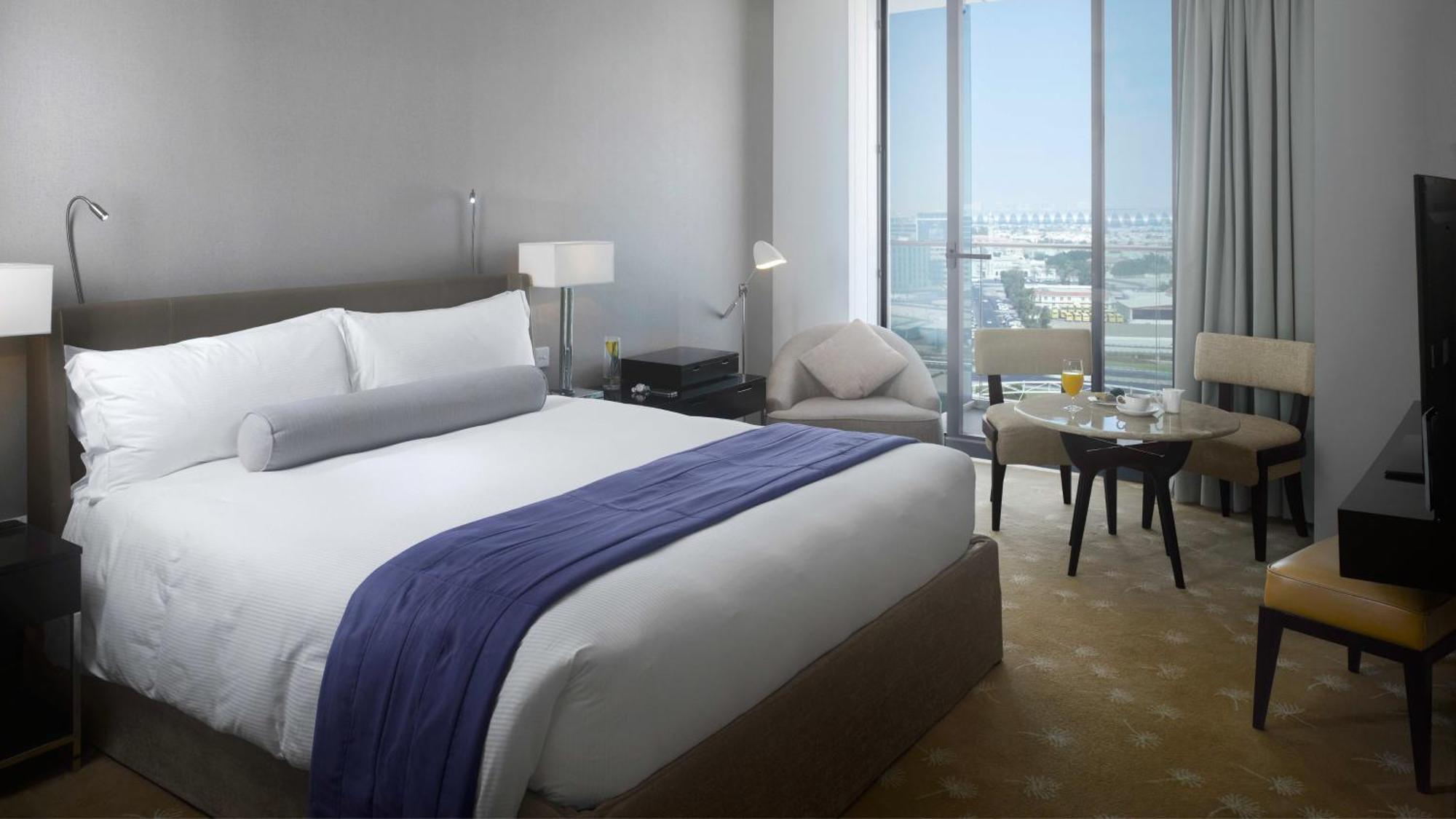 Intercontinental Residence Suites Dubai Festival City By Ihg Exteriér fotografie A guest room at the hotel