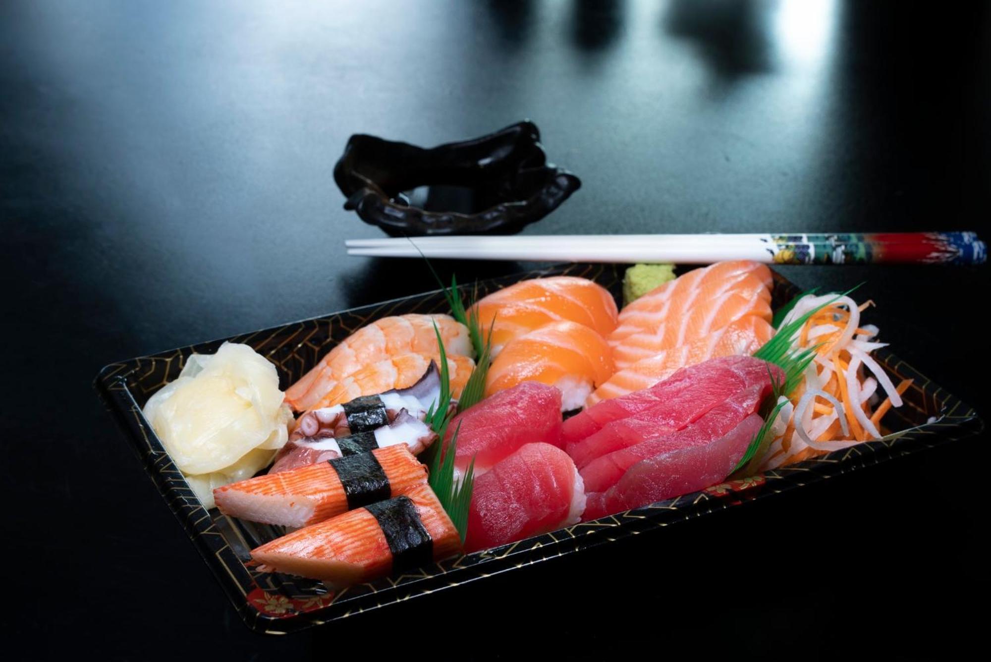 Intercontinental Residence Suites Dubai Festival City By Ihg Exteriér fotografie Sashimi